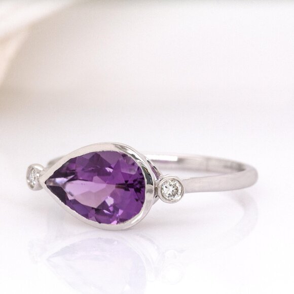 Zambian Amethyst Ring in 14K Solid Gold with Natural Diamonds | Fine Jewelry - Picture 4 of 8